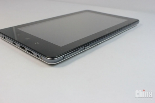 CutePad F7002 - 7-дюймовый планшет-телефон с поддержкой 3G