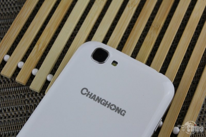 Фотообзор смартфона Changhong C808 с аккумулятором на 4000 мАч