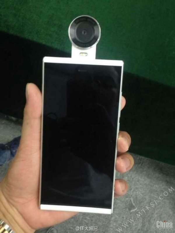 DOOV V1 - смартфон с уникальным дизайном камеры