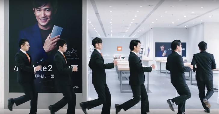 В рекламном ролике Xiaomi фирменный магазин компании посетили инопланетяне