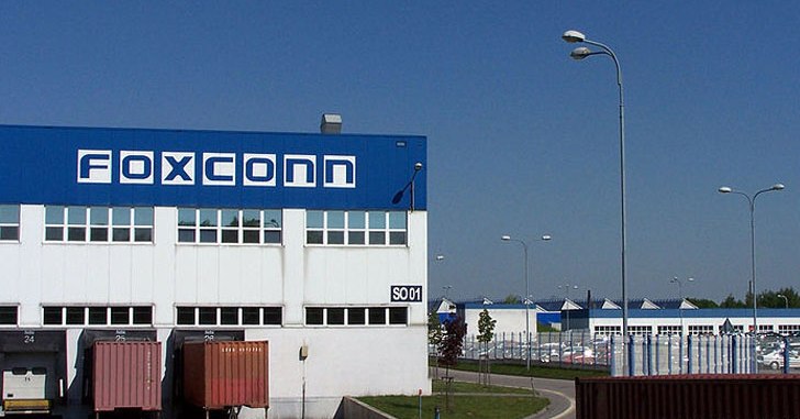 Foxconn продолжает инвестировать в Китай