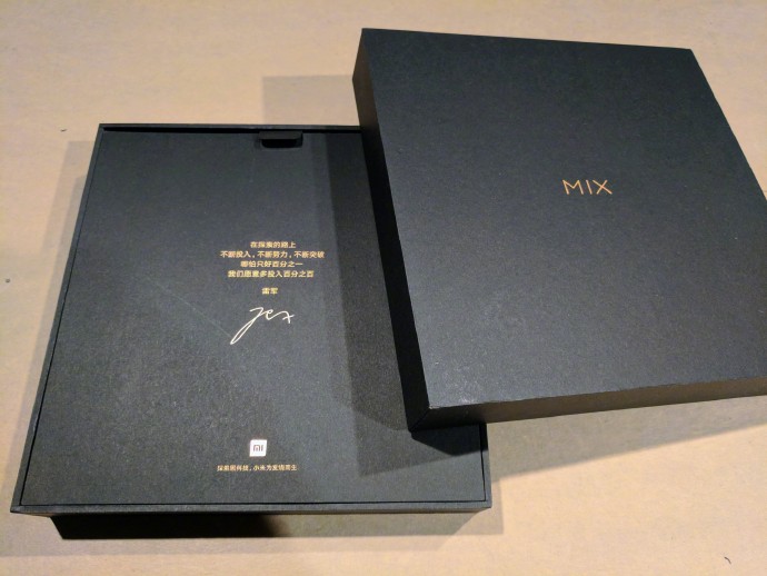       Xiaomi Mi Mix 2