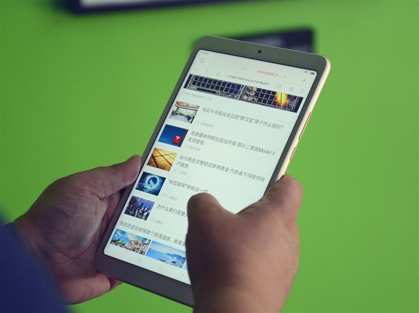     Xiaomi Mi Pad 4