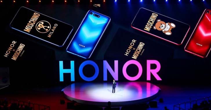Стартовали продажи смартфона Honor V20 Moschino Edition