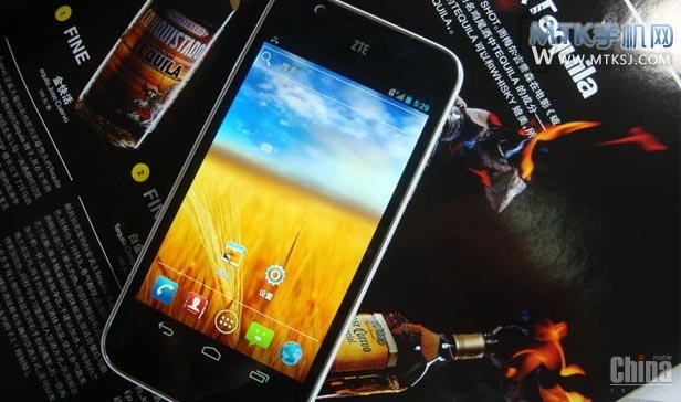 Бюджетный смартфон ZTE U930 HD на базе двухъядерного чипа Nvida Tegra 2