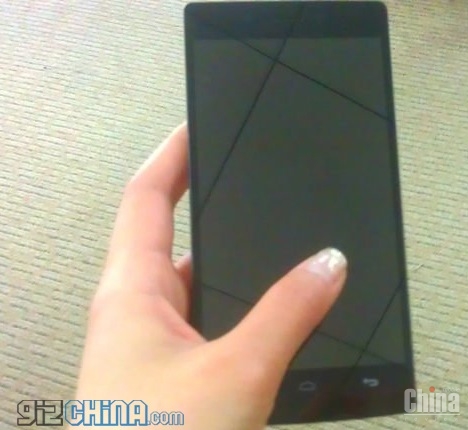 Шпионские фото 5-дюймового FullHD смартфона Ou Sheng X7