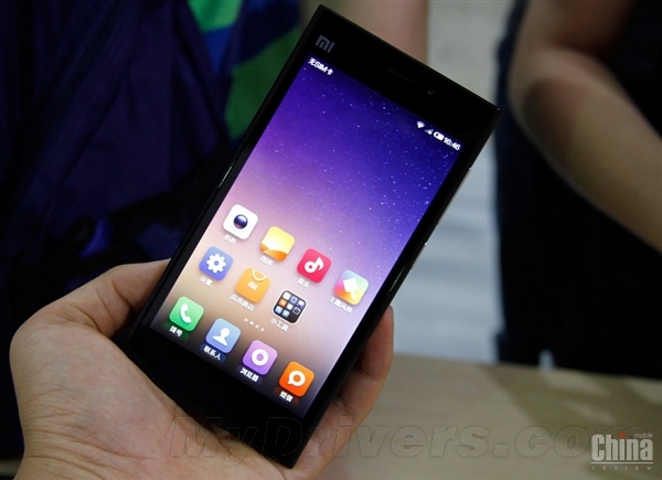 Xiaomi MI4 может получить сапфировый экран