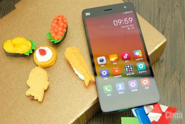 Распаковка Xiaomi Mi4