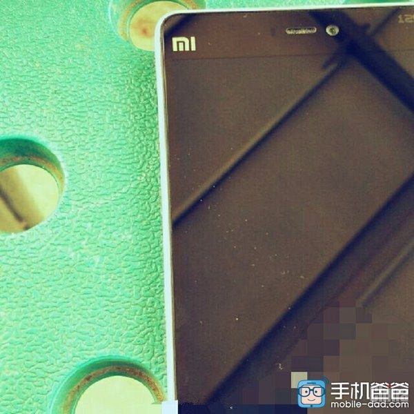 Xiaomi Mi4i может быть в стиле iPhone 5C