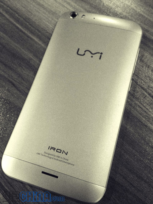 UMi Iron - новый флагман из металла