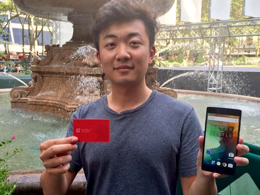 OnePlus до конца года выпустит еще один смартфон