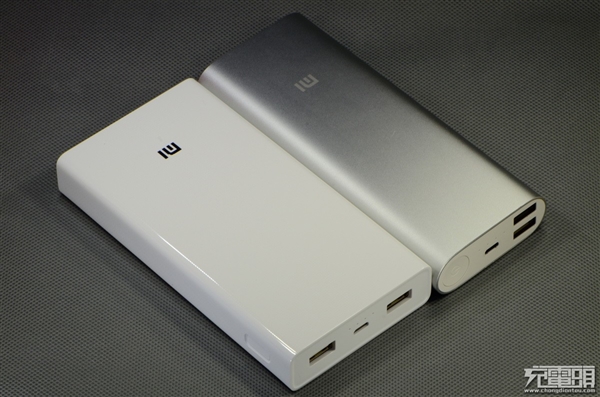 У Xiaomi Power Bank на 20000 мАч под капотом шесть аккумуляторов от LG