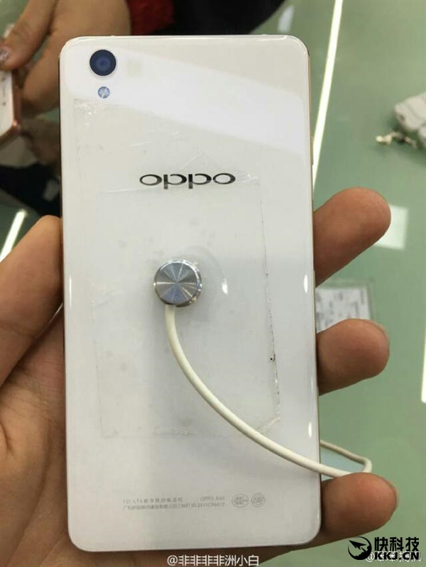 Oppo представила OnePlus X за $300
