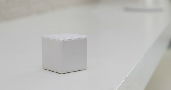 Поступил в продажу необычный смарт-контроллер Xiaomi Mi Cube