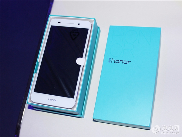 Фотообзор Huawei Honor 5A