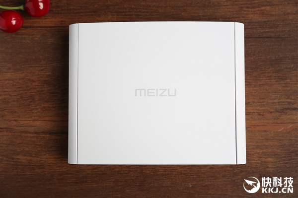 Новый роутер от Meizu (фото)