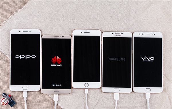 На что способна быстрая зарядка: Oppo, Vivo, Huawei, Samsung и Apple