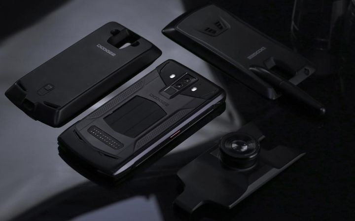 Защищенный Doogee S90 будет модульным смартфоном