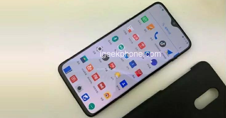 Xiaomi Mi 9 засветился на реальной фотографии