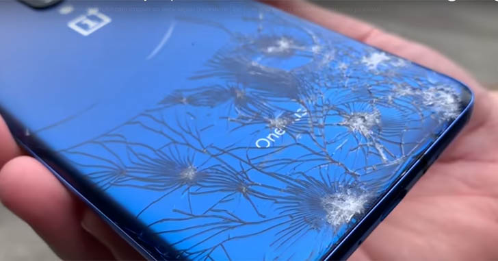 Краш-тест флагмана OnePlus 7 Pro показали на видео