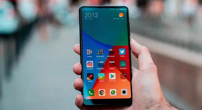 Смартфоны Xiaomi и Redmi, которые обновятся до прошивки MIUI 12