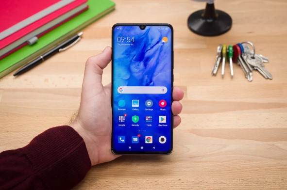 Xiaomi Mi Note 10 с топовой камерой рухнул в цене в Украине