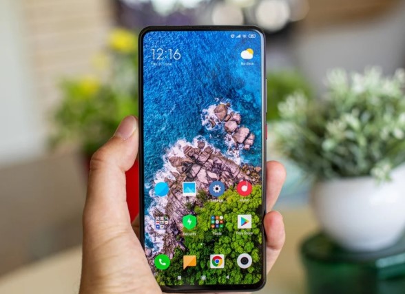 Смартфон Xiaomi Mi 9T упал в цене до рекордно низкого уровня