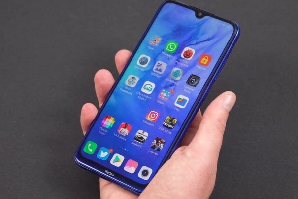 Redmi Note 8T - один из самых популярных смартфонов у украинцев, и сейчас он еще сильнее подешевел