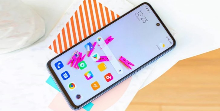 Какие смартфоны Xiaomi получат оболочку MIUI 13