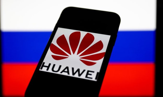Huawei нанес сильный удар по России