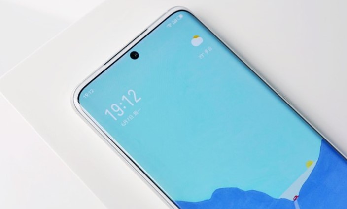 Meizu показала все варианты дизайна смартфона Meizu 19 Pro