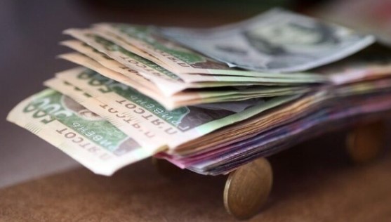 В марте украинцам повысят пенсии: некоторым пенсионерам доплатят по 1500 гривен
