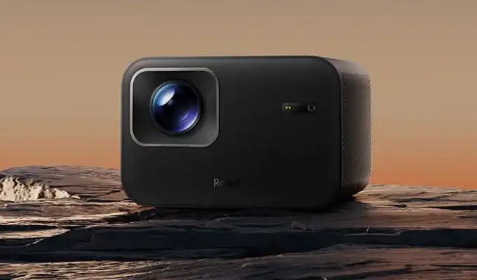 Xiaomi випустила новий проектор Redmi Projector 3 Pro