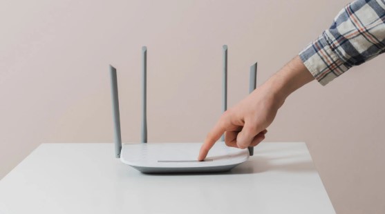 Wi-Fi гальмує? Спробуйте “правило 10 секунд” і результат вас здивує