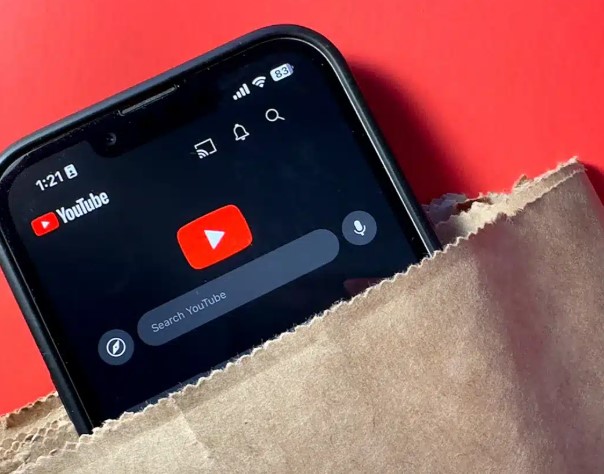 YouTube почав блокувати акаунти в сімейних підписках Premium, якщо користувачі не живуть разом