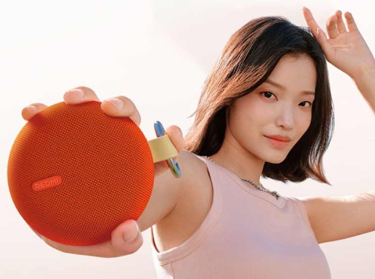Redmi випустила бюджетну Bluetooth-колонку із захистом від води