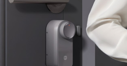 Xiaomi показала пристрій, який робить звичайний замок розумним