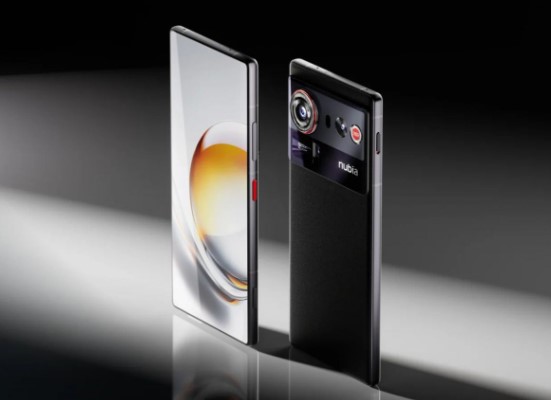 Nubia представила глобальну версію камерофону Z80 Ultra